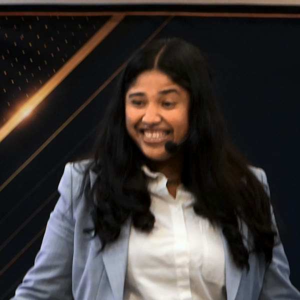 Joselin Terrazas en el escenario